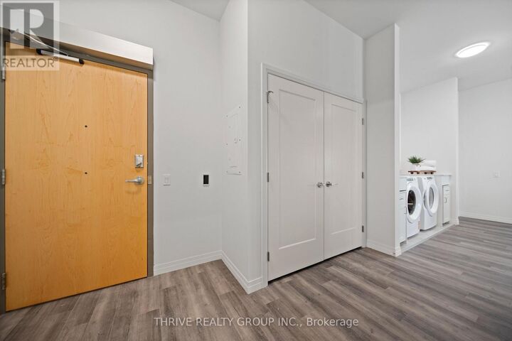 Property Photo:  373 Hill Street 217  ON N6B 1E3 