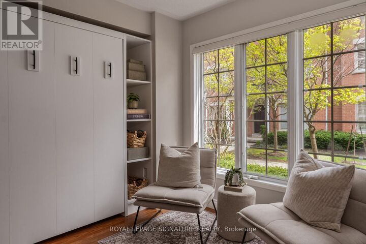 Property Photo:  191 Twelfth Street 4  ON M8V 4E2 