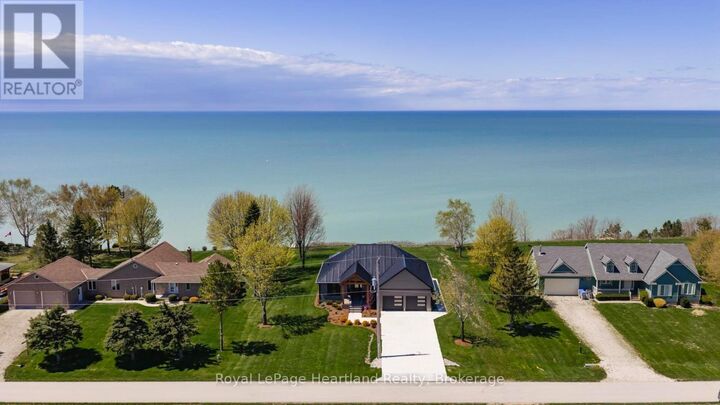 Property Photo:  77961 Dryden Lane  ON N0M 1G0 