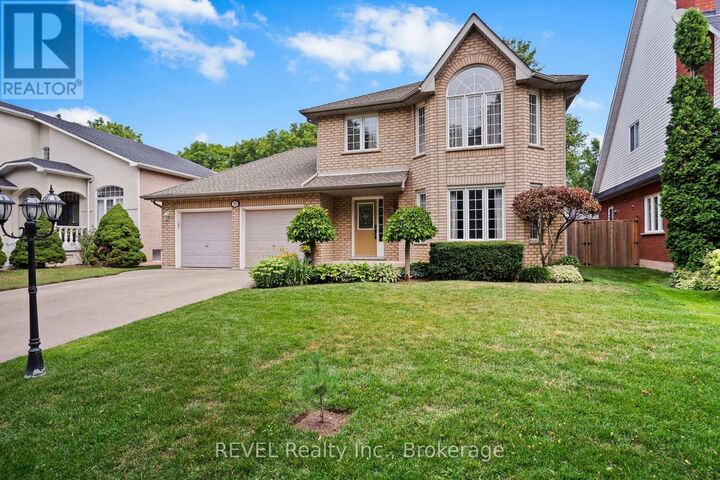 Property Photo:  98 Debora Drive  ON L3M 4J3 