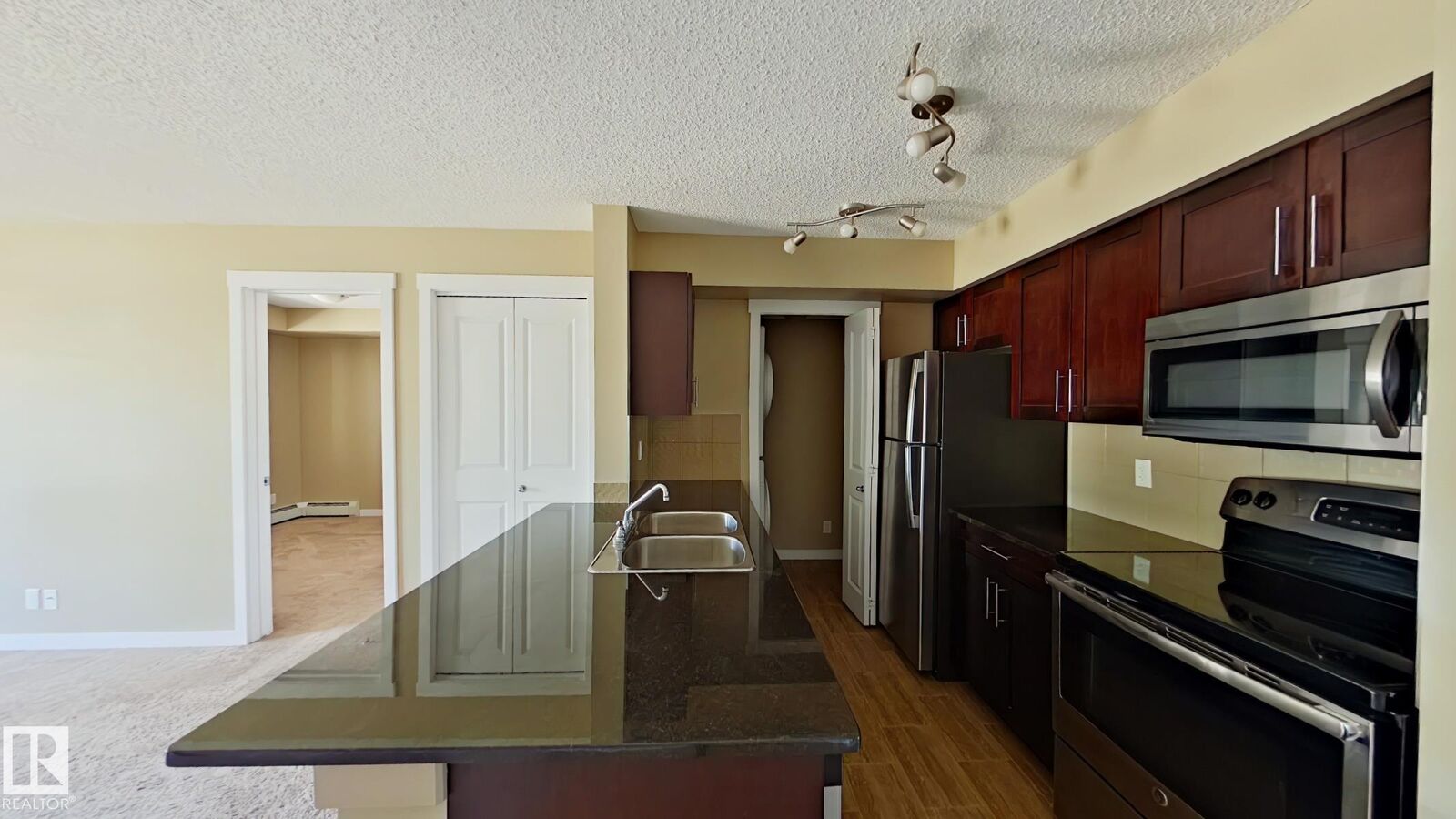 Property Photo:  3315 James Mowatt Trail SW 133  AB T6W 3L9 