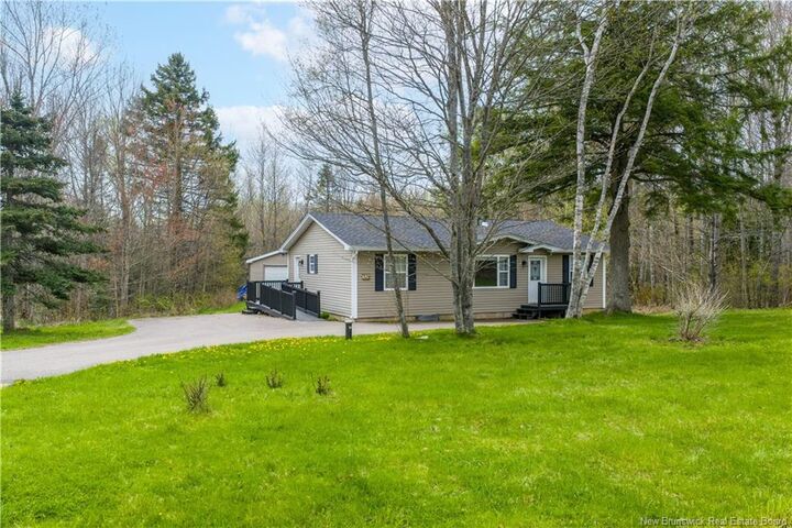 Property Photo:  32 Wildwood Crescent  NB E4G 2K7 