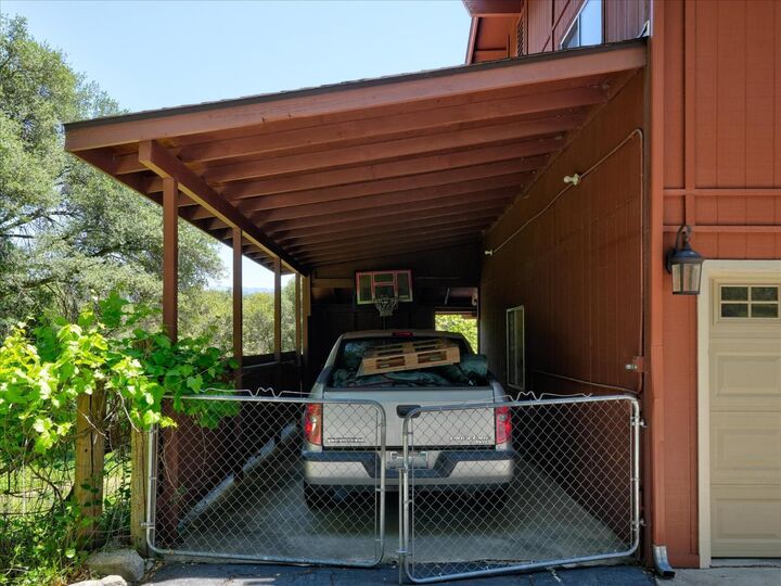 Property Photo: 49628 Stillmeadow Drive CA 93644