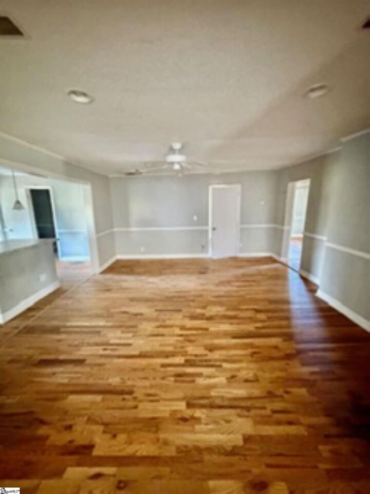 Property Photo:  7221 New Cut Road  SC 29349 