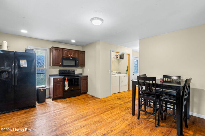 Property Photo:  99 Olympia Dr  KY 40004 