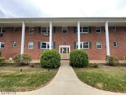 Property Photo:  47 Hinchman Ave 1C  NJ 07470 
