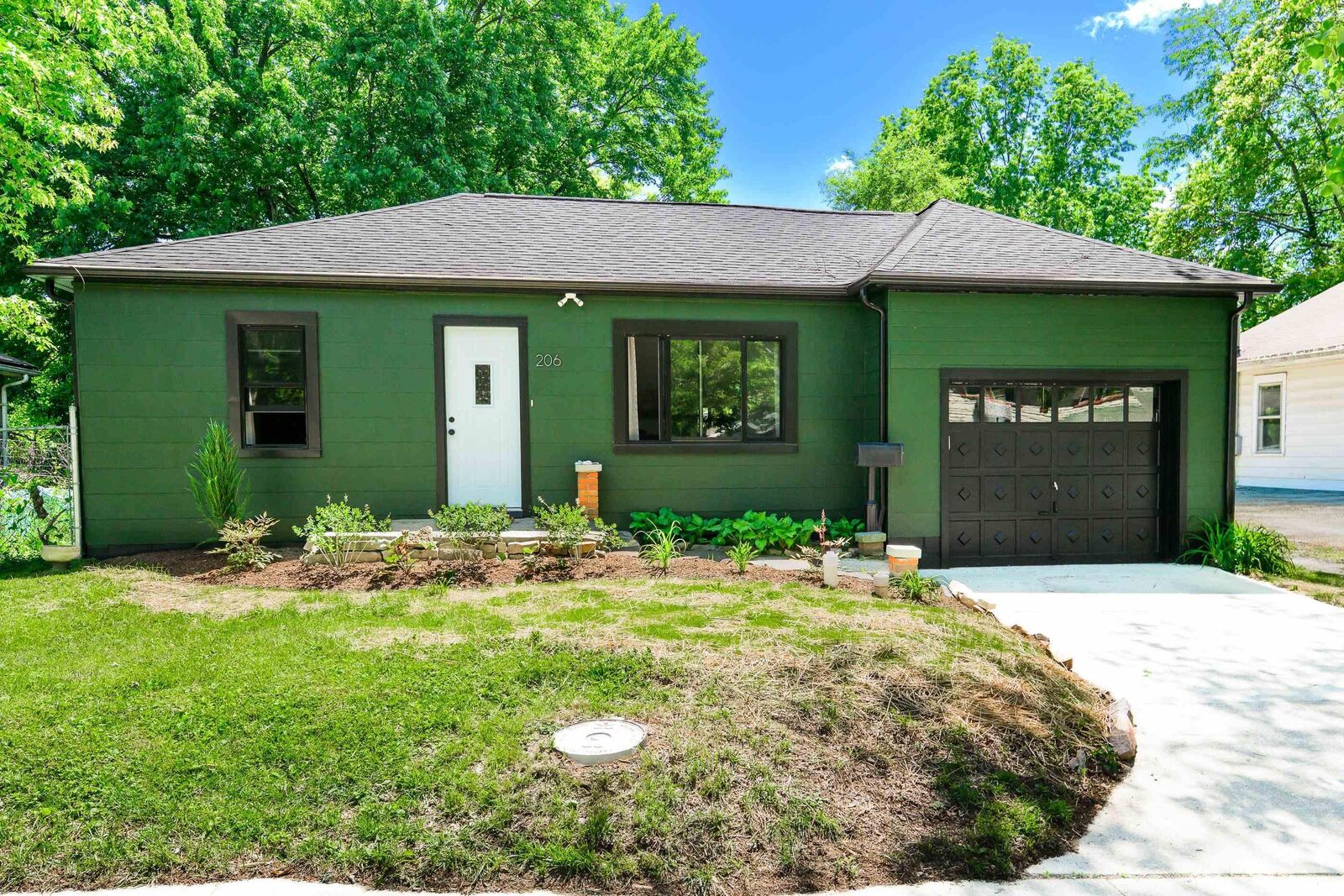 Property Photo:  206 E Hillside Drive  IN 47401 