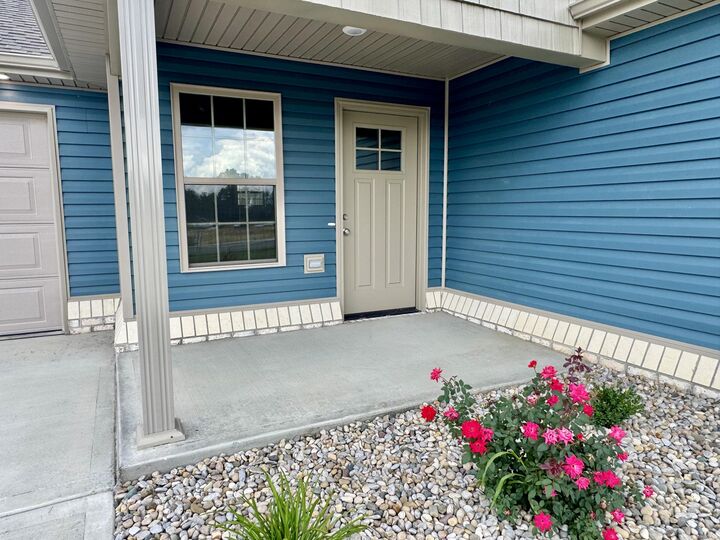 Property Photo: 114 Bow Bridge Drive KY 40403