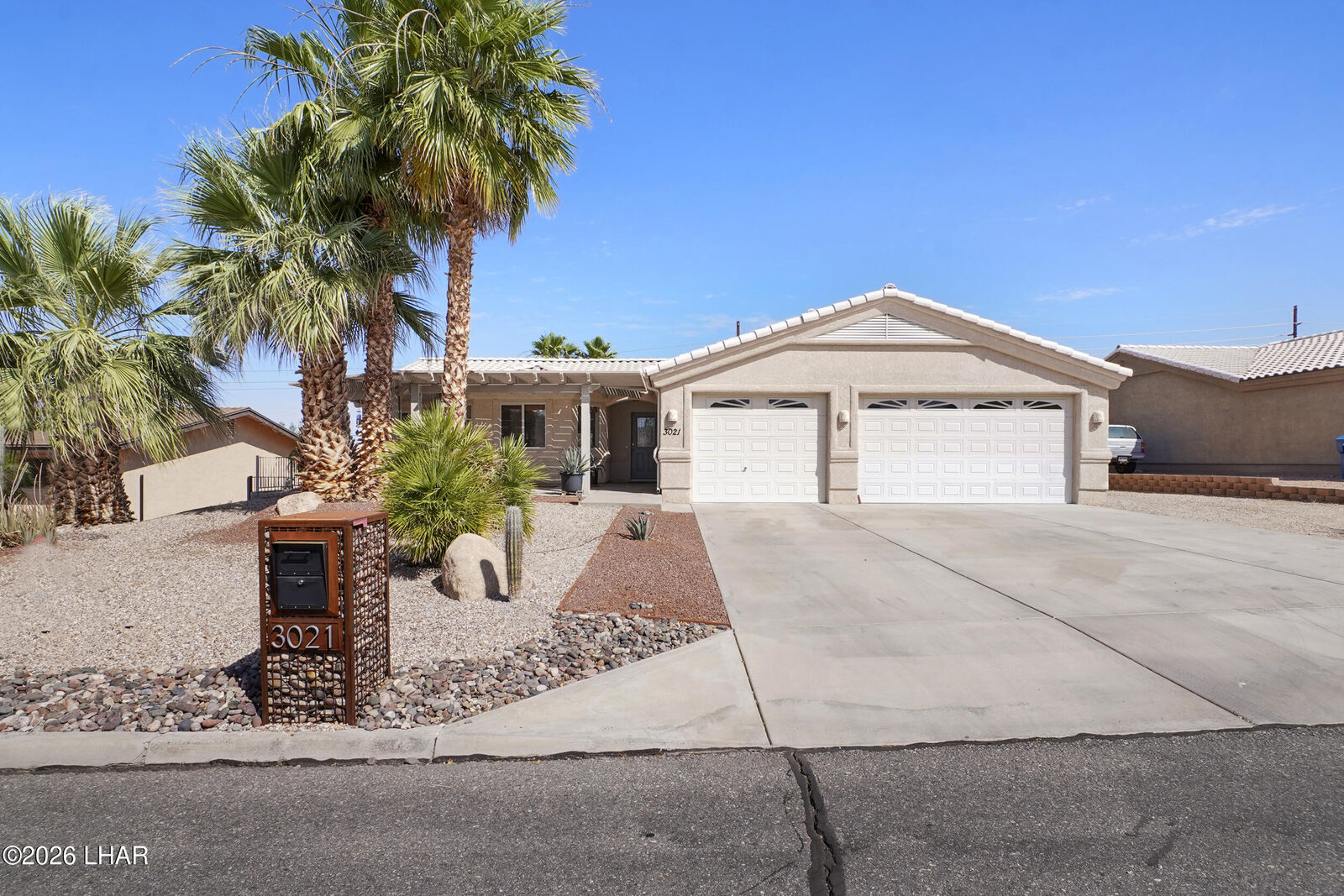 Property Photo:  3021 Crater Dr  AZ 86404 
