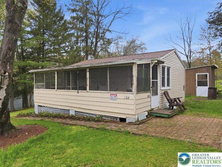 Property Photo:  204 Richard Lane  PA 18058 