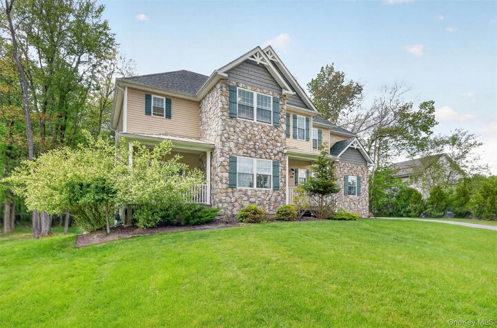 Property Photo:  107 Debra Lane  NY 12553 