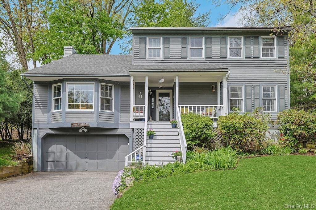 Property Photo:  22 Quail Hollow Road  NY 10562 