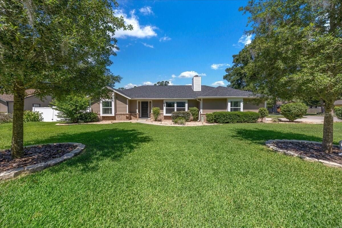 Property Photo:  3500 SE 56th Avenue  FL 34480 