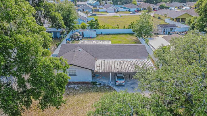 Property Photo:  402 Eunice Drive  FL 33563 
