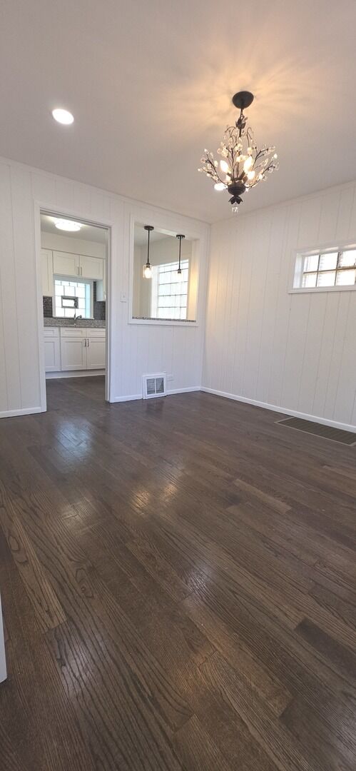 Property Photo: 10118 S Luella Avenue IL 60617