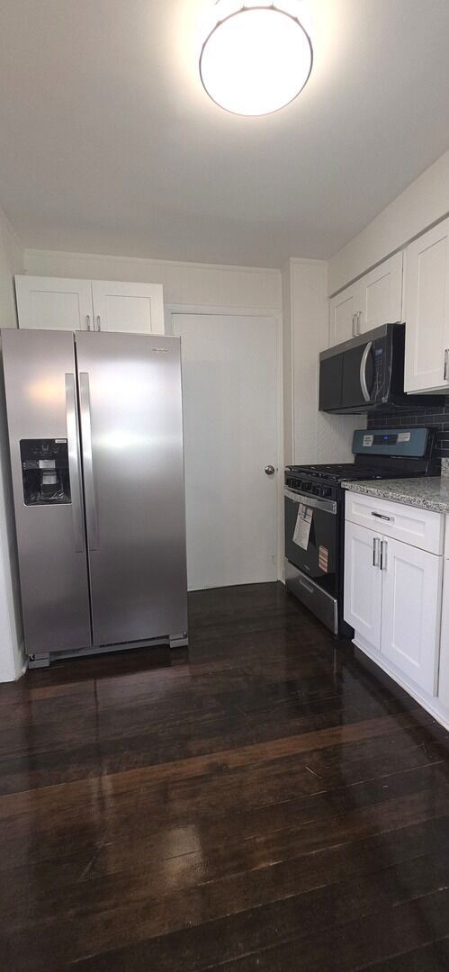 Property Photo:  10118 S Luella Avenue  IL 60617 