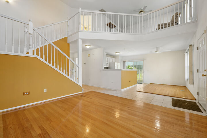 Property Photo: 904 Garden Lane IL 60430