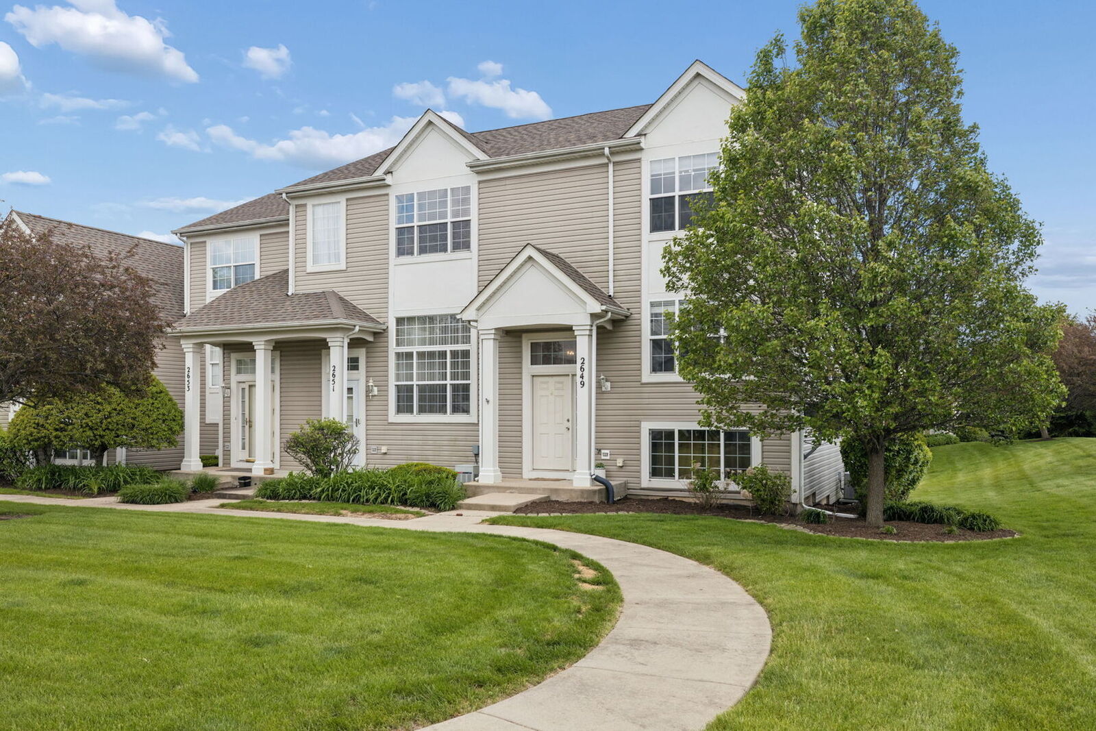 Property Photo:  2649 Canyon Drive  IL 60586 