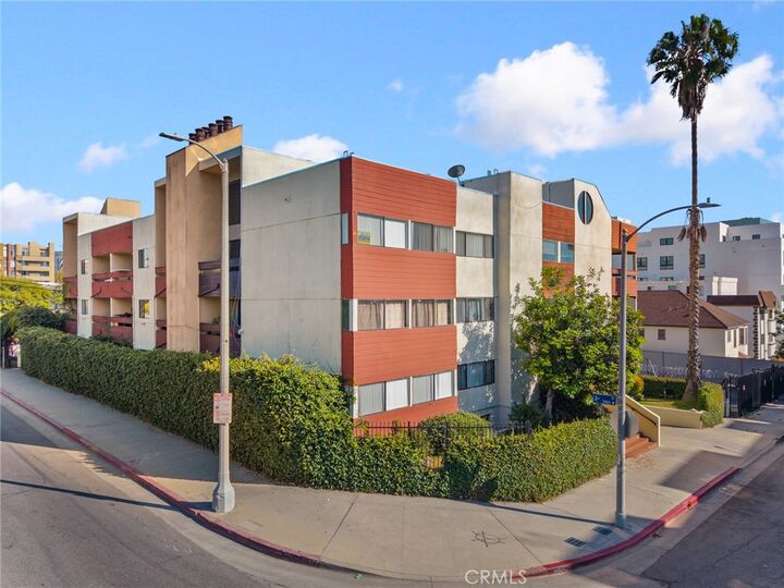 Property Photo:  300 S Reno Street 303  CA 90057 