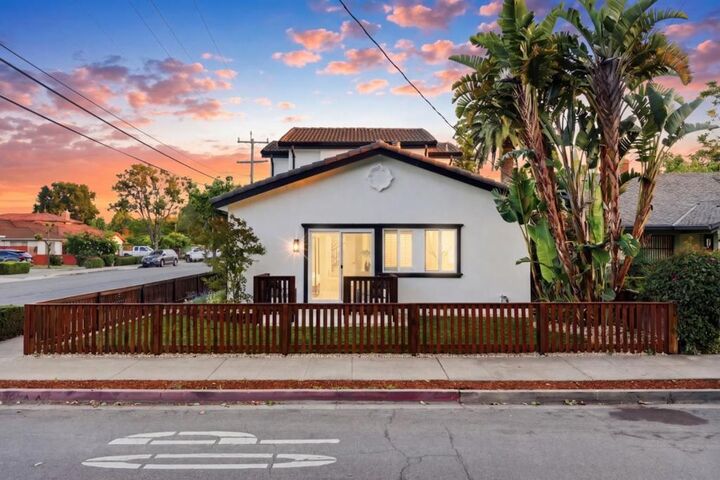 Property Photo:  401 Carroll Street  CA 94086 