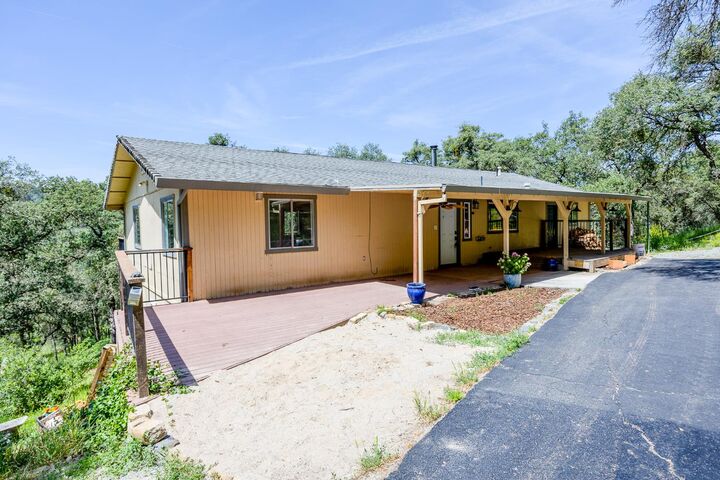 Property Photo:  10344 Peardon Road  CA 95977 