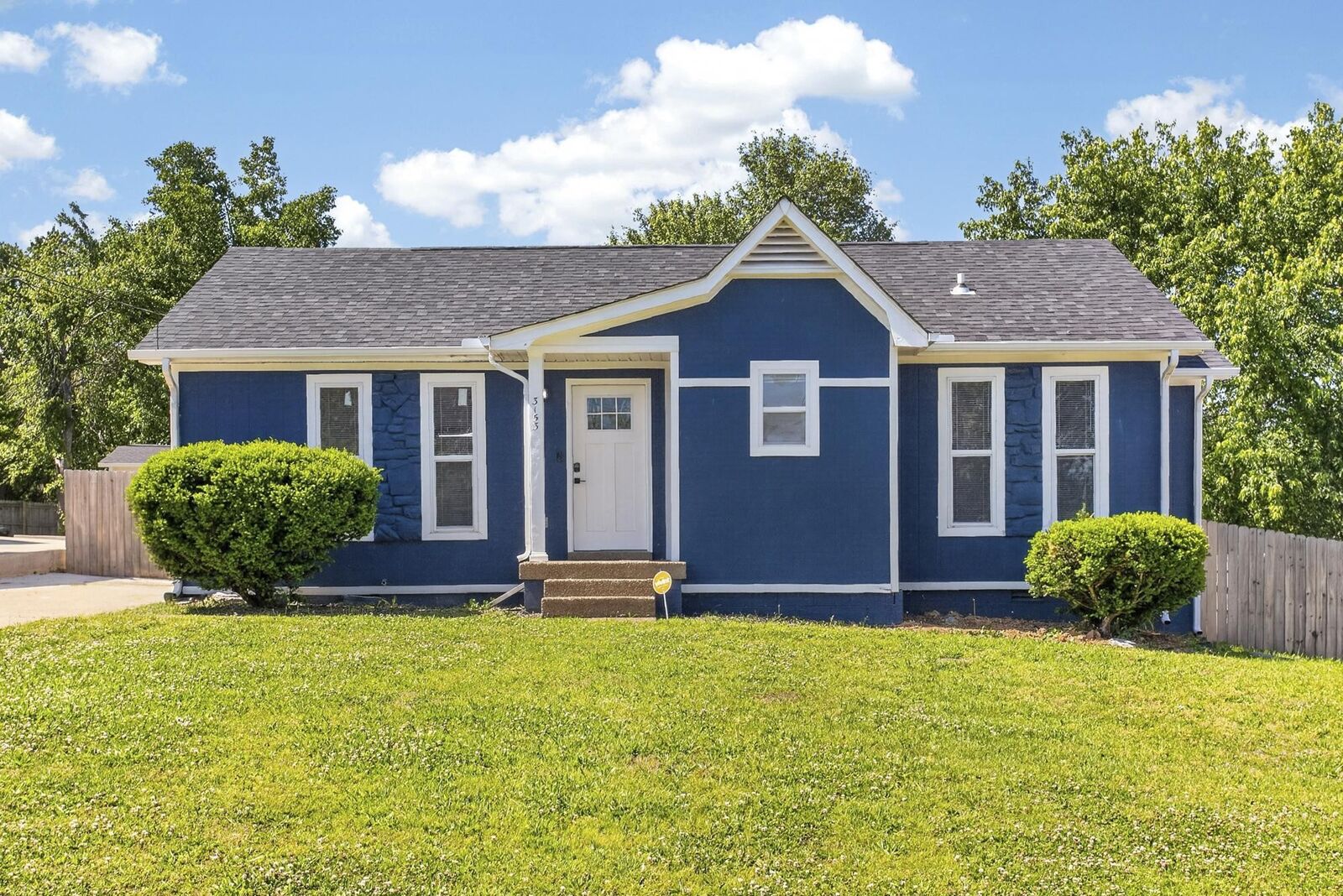 Property Photo:  3153 Towne Village Rd  TN 37013 