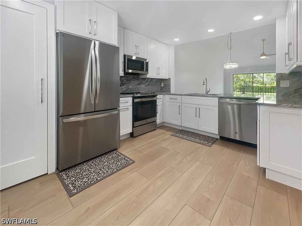 Property Photo:  5908 Cranbrook Way I202  FL 34112 