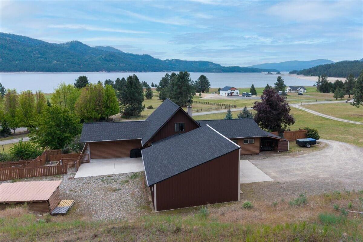 Property Photo:  65 Martin Creek Dr  WA 99141 