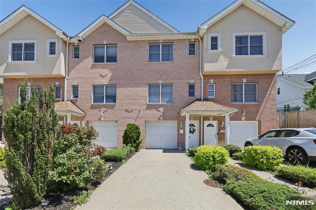 Property Photo: 548 Palisade Avenue 3 NJ 07026