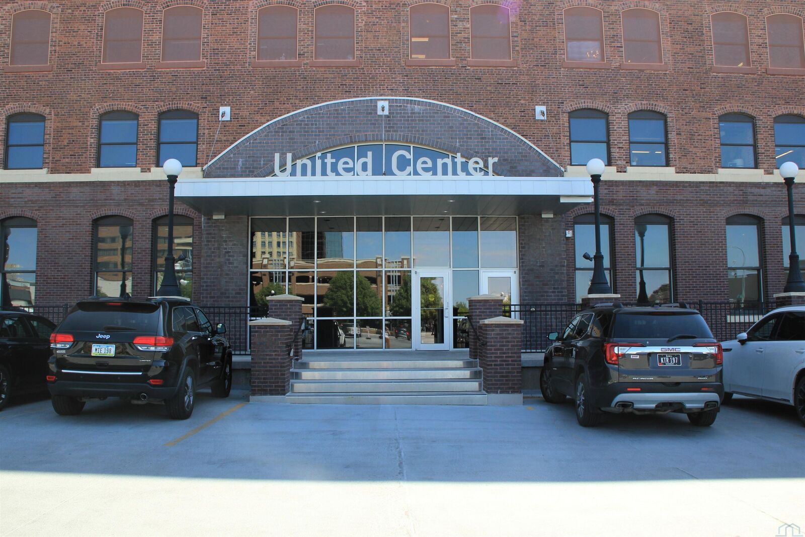 Property Photo:  302 Jones #403  IA 51101 