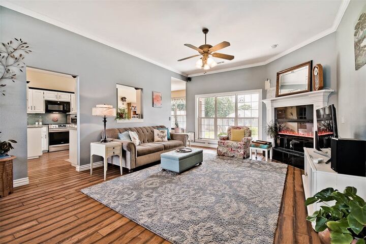 Property Photo:  113 Skinner Street  AR 72719 