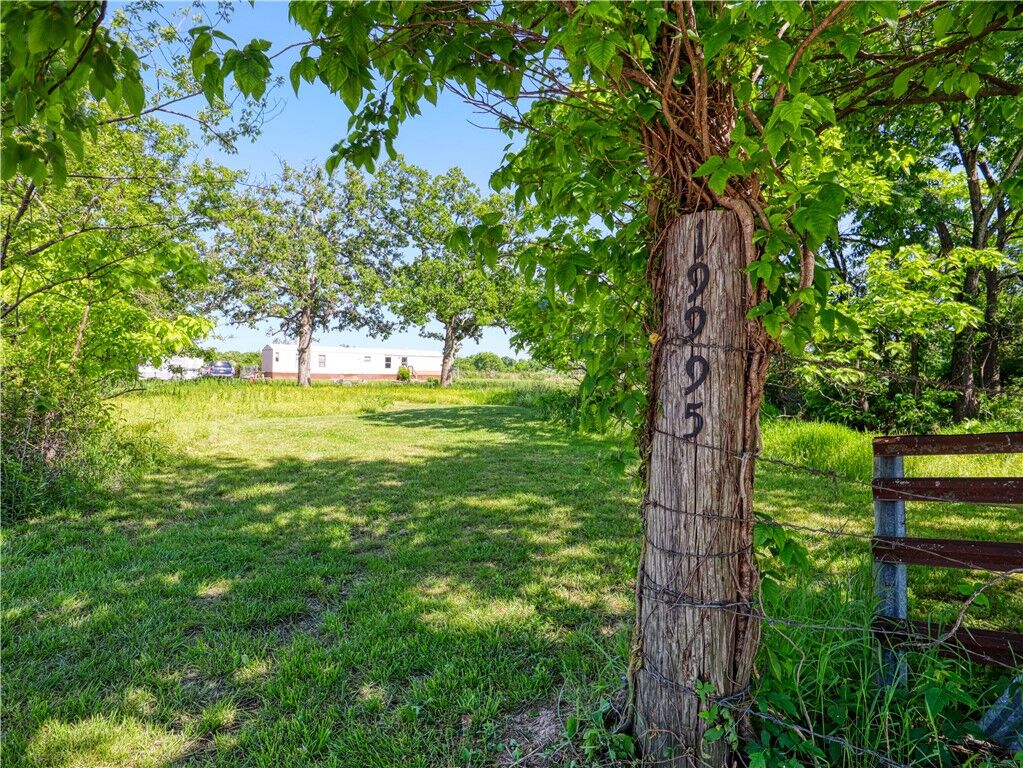 Property Photo:  19995 Star Road  AR 72761 