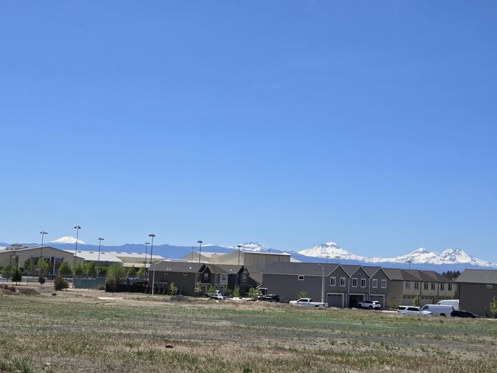 Property Photo:  3980 SW Badger Avenue  OR 97756 