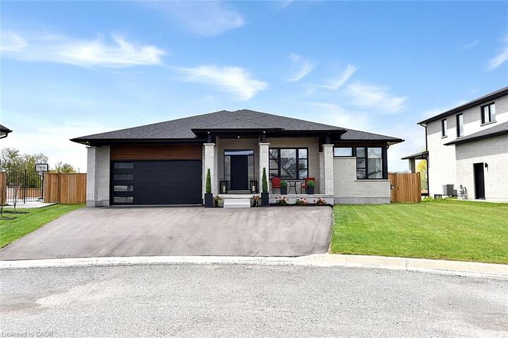 Property Photo:  3642 Vosburgh Place  ON L0R 1G0 