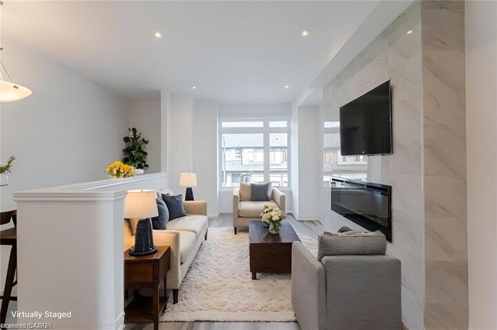 Property Photo:  120 Court Drive 29  ON N3L 0N2 