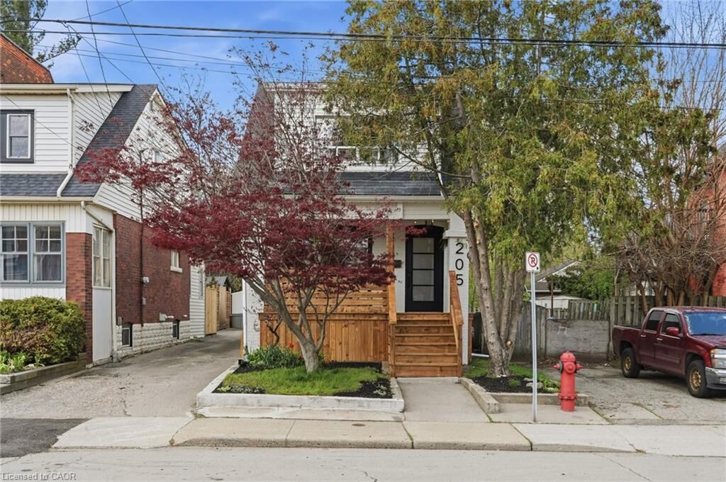Property Photo:  205 Locke Street N  ON L8R 3B1 