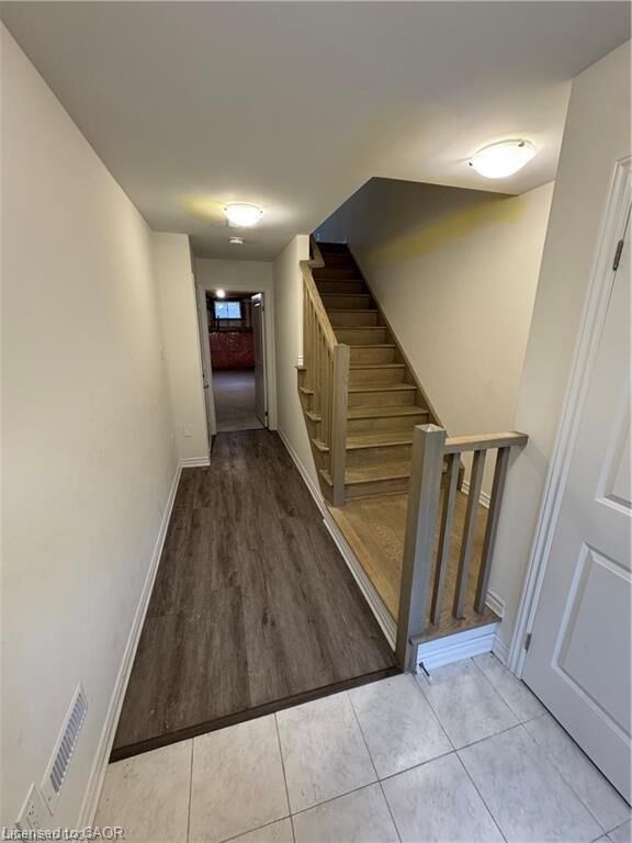 Property Photo:  305 Garner Road W 50  ON L9G 3E6 