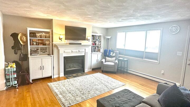 Property Photo:  28 Evergreen Ave. 28  MA 02453 