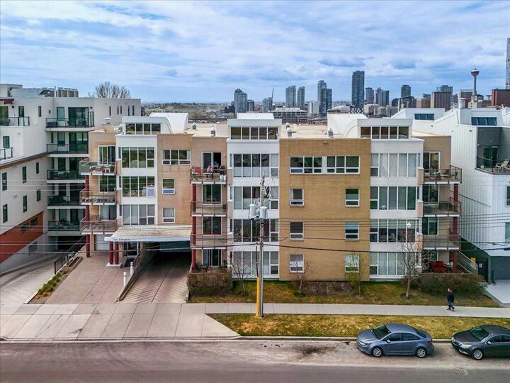 Property Photo:  603 7 Avenue NE 404  AB T2E 0N4 