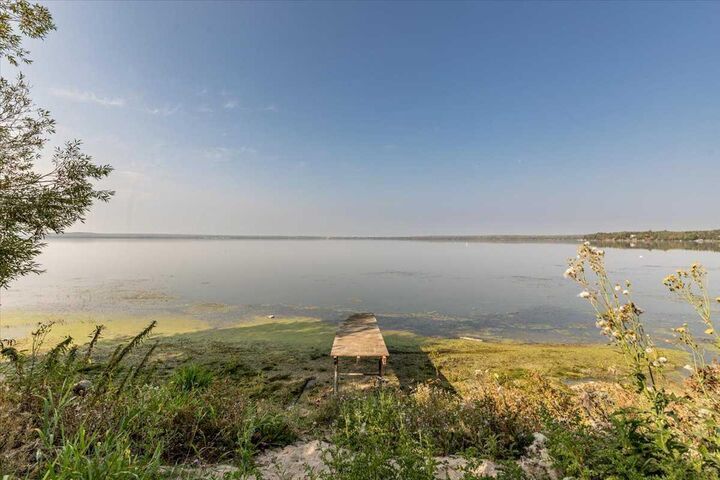 Property Photo:  60 Beach Avenue  AB T0C 2C0 
