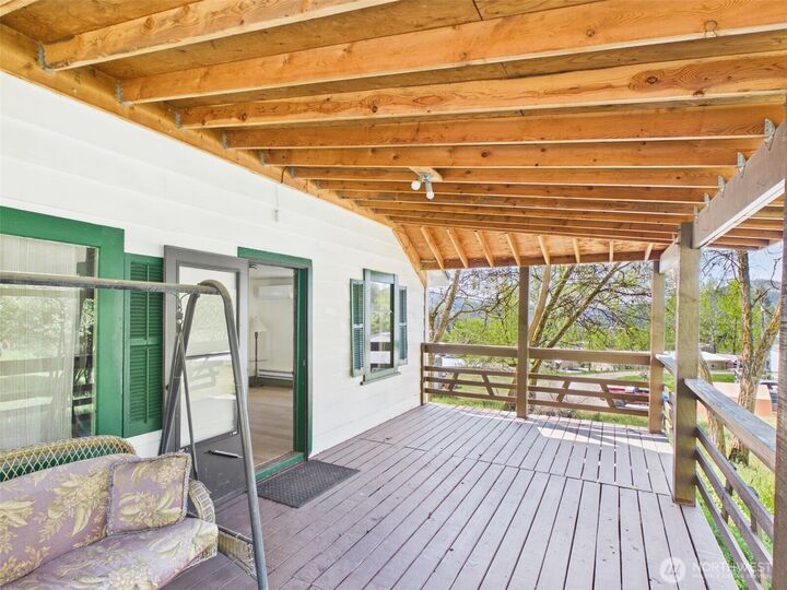 Property Photo:  50  Klondike Road  WA 99166 