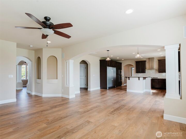 Property Photo:  1424  40th Street SE  WA 98372 
