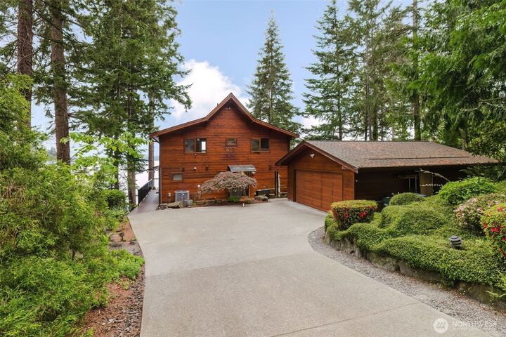 Property Photo:  4810  17th Street Ct NW  WA 98335 