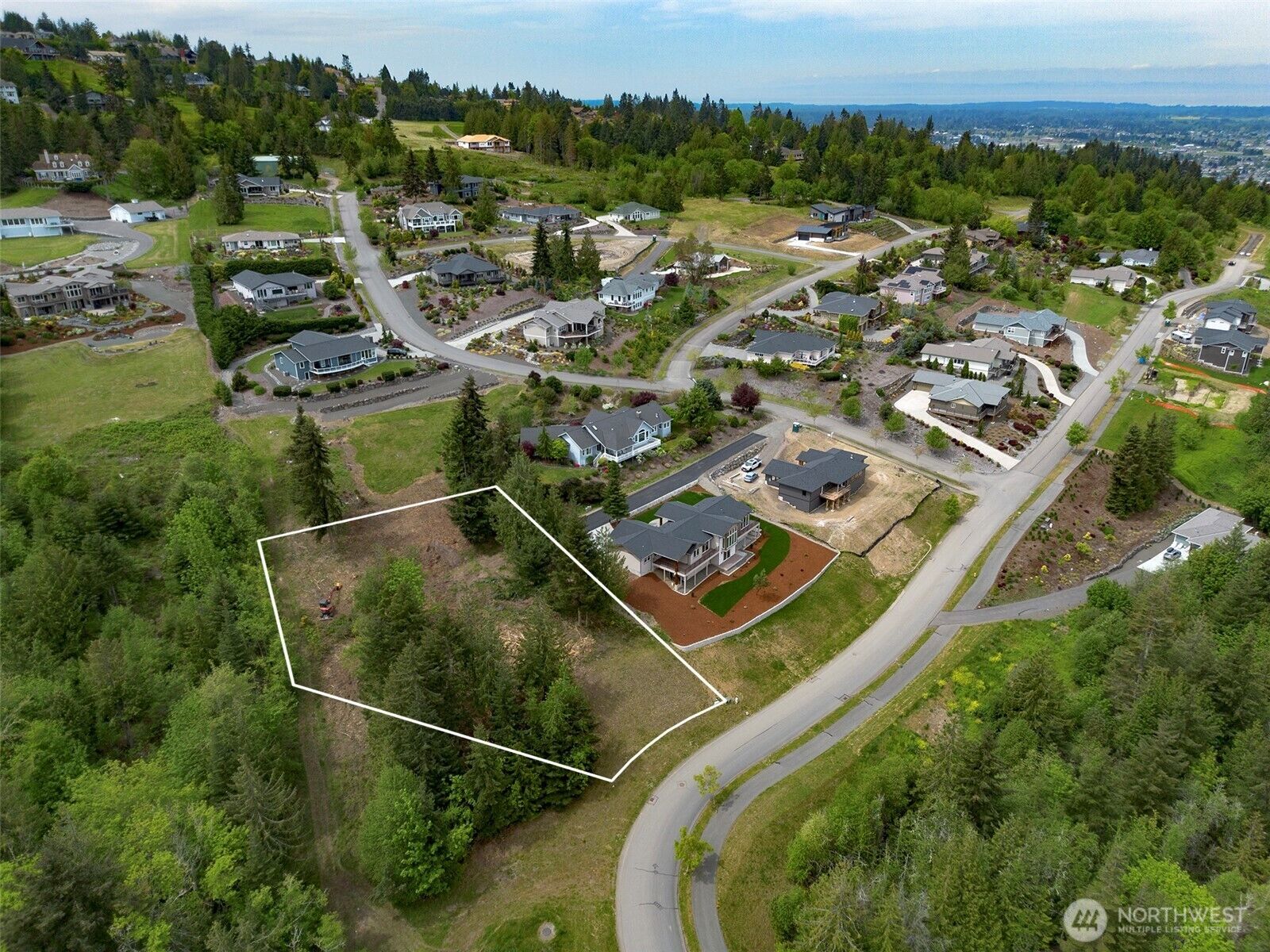 Property Photo:  501  Solana Parkway  WA 98382 