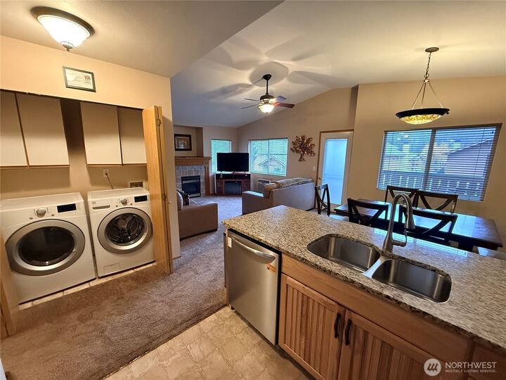 Property Photo:  525  Alpine Place G3  WA 98826 