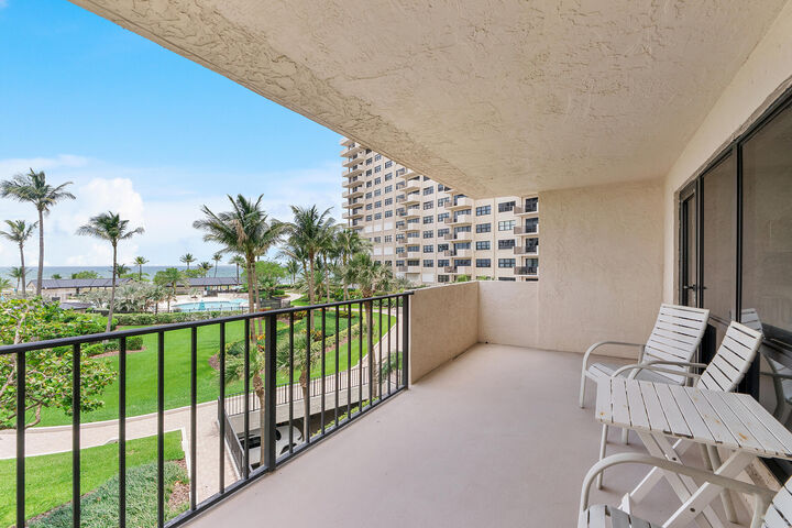 Property Photo:  4900 N Ocean Boulevard 416  FL 33308 