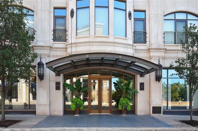 Property Photo:  111 Willits Street 305  MI 48009 