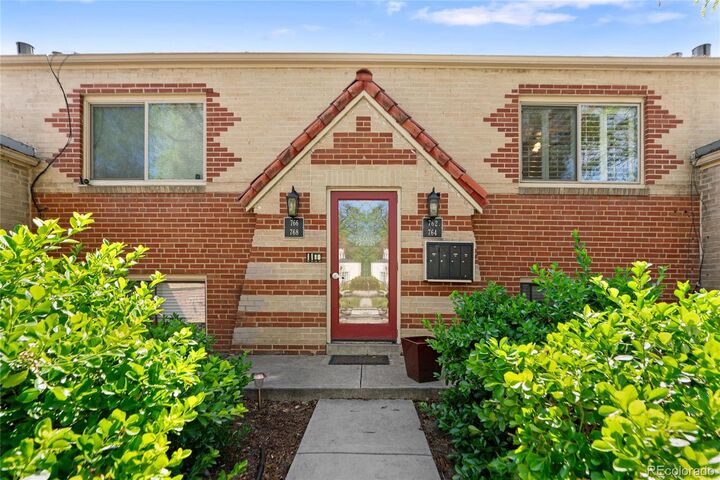 Property Photo: 762 Dexter Street CO 80220