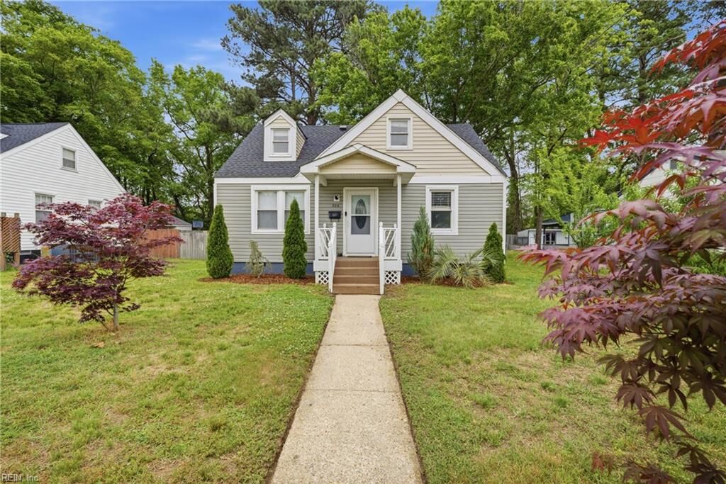 Property Photo:  735 Sedgefield Dr  VA 23605 