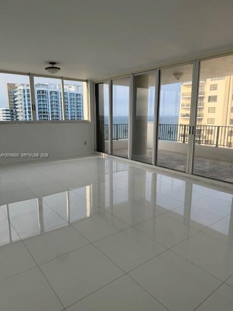 Property Photo:  6422 Collins Ave 1402  FL 33141 